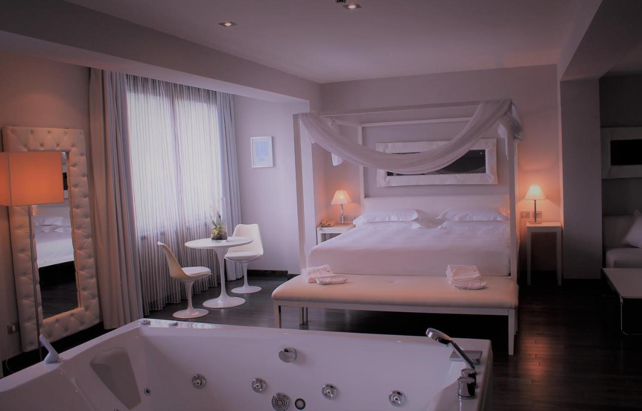 Park Hotel Sporting Терамо Экстерьер фото