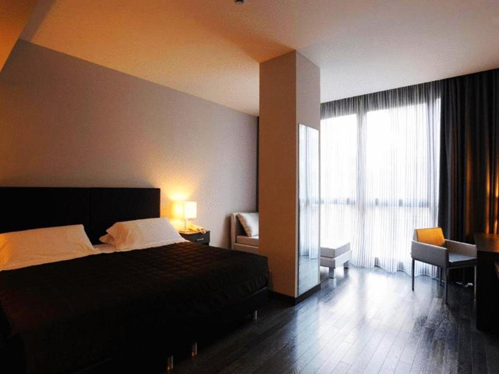 Park Hotel Sporting Терамо Экстерьер фото