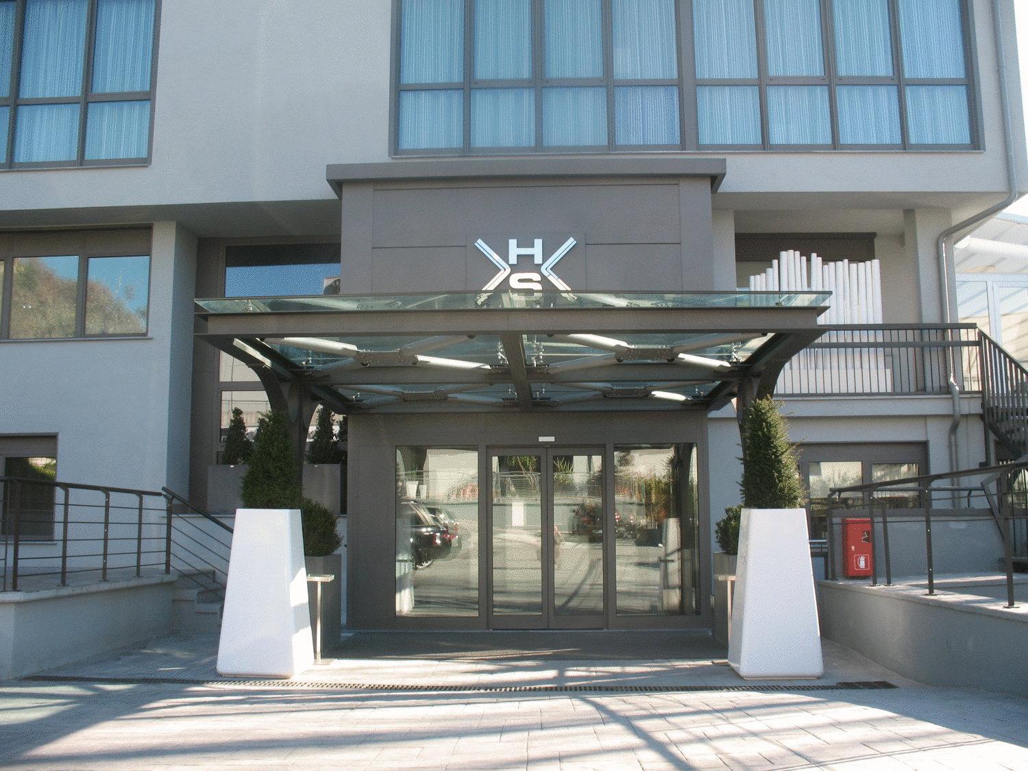 Park Hotel Sporting Терамо Экстерьер фото