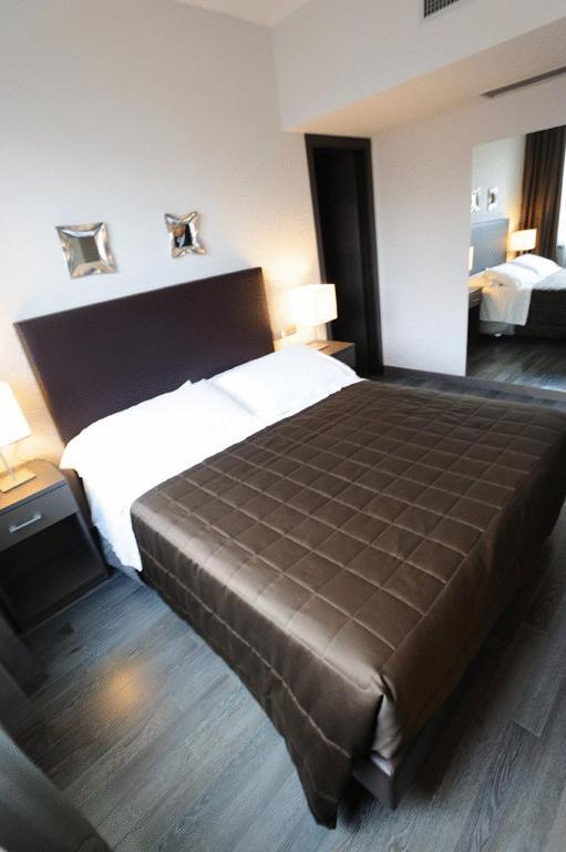 Park Hotel Sporting Терамо Экстерьер фото